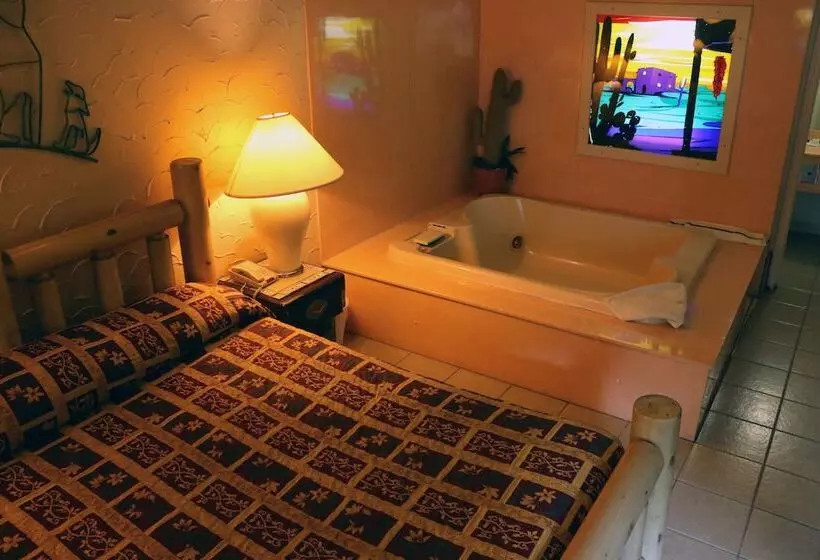 ハイドロマッサージバス付きスイート, Bed Ford Inn