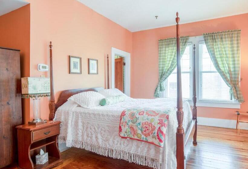 غرفة بريميوم, Belmont Inn