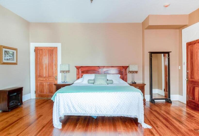 غرفة قياسية سرير كينج, Belmont Inn