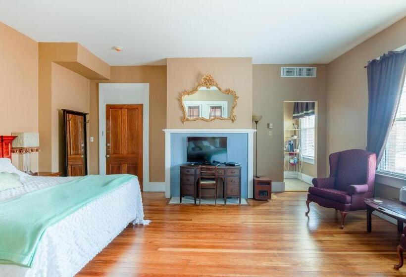 غرفة قياسية سرير كينج, Belmont Inn