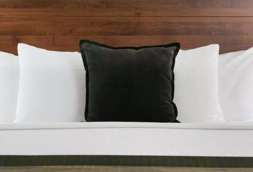 Deluxe room with river view, Best Western Plus Columbia River Inn