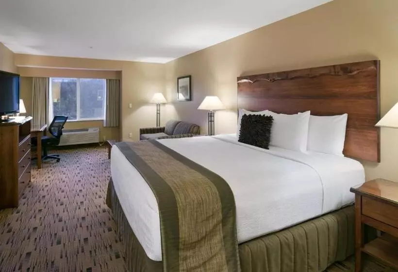 キングサイズベッドのスタンダードルーム, Best Western Plus Columbia River Inn