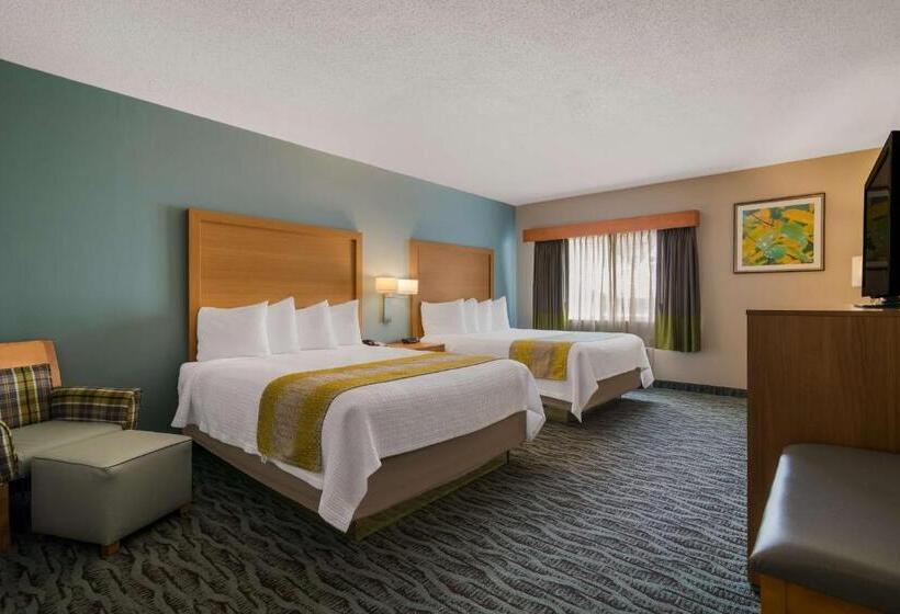 سوییت, Best Western Plus Executive Court Inn & Conference Center