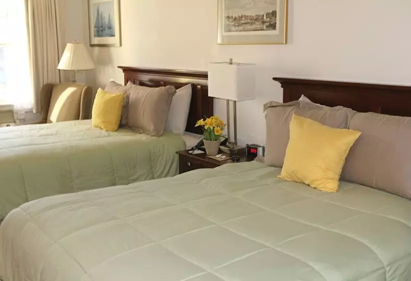 クイーンサイズベッドのスタンダードルーム, Camden Riverhouse Hotel And Inn