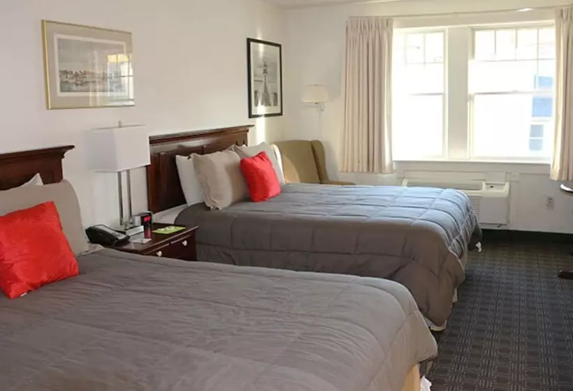 クイーンサイズベッドのスタンダードルーム, Camden Riverhouse Hotel And Inn