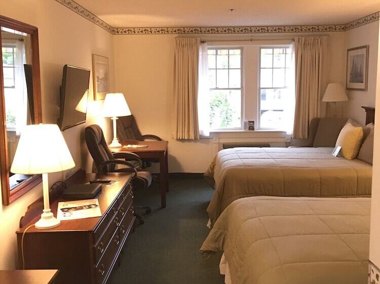 带特大床的标准间, Camden Riverhouse Hotel And Inn