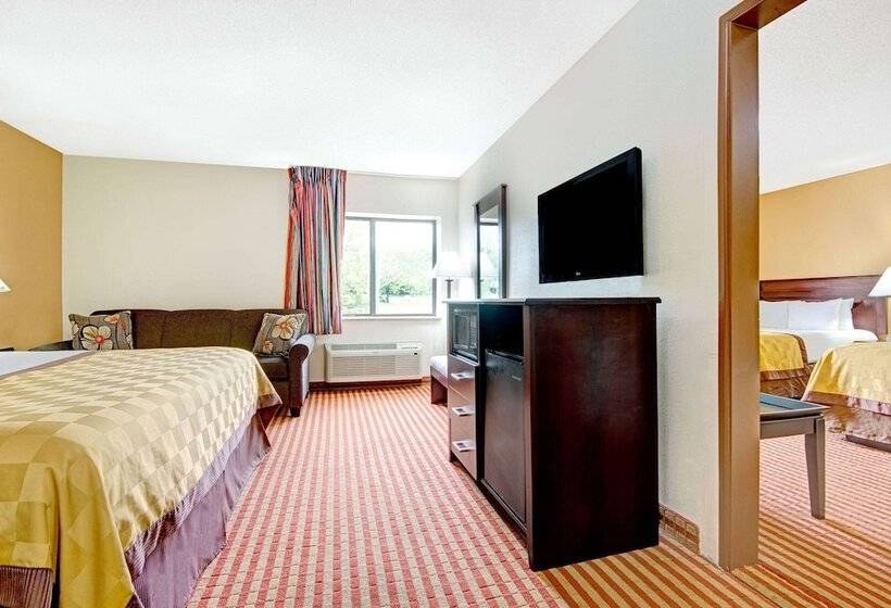 Номер Стандарт, Days Inn & Suites By Wyndham Kansas City   Chiefs Arrowhead Stadium