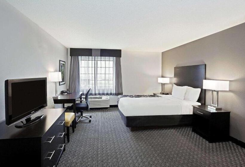 غرفة قياسية لذوى الاحتياجات الخاصة, La Quinta By Wyndham Cleveland Macedonia