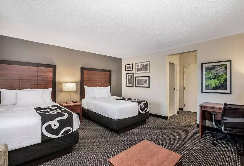 2ダブルベッドのスタンダードルーム, La Quinta By Wyndham N Little Rock Mccain Mall