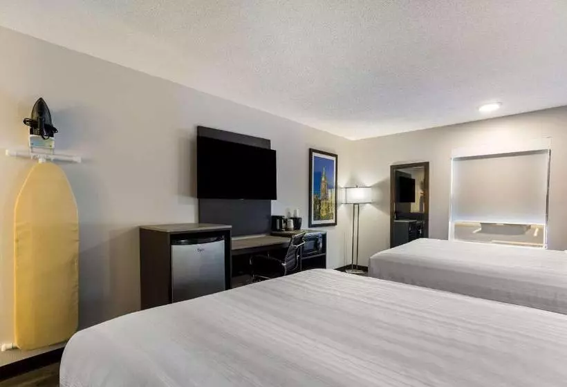 Standard Room, Quality Inn South Bend Near Notre Dame