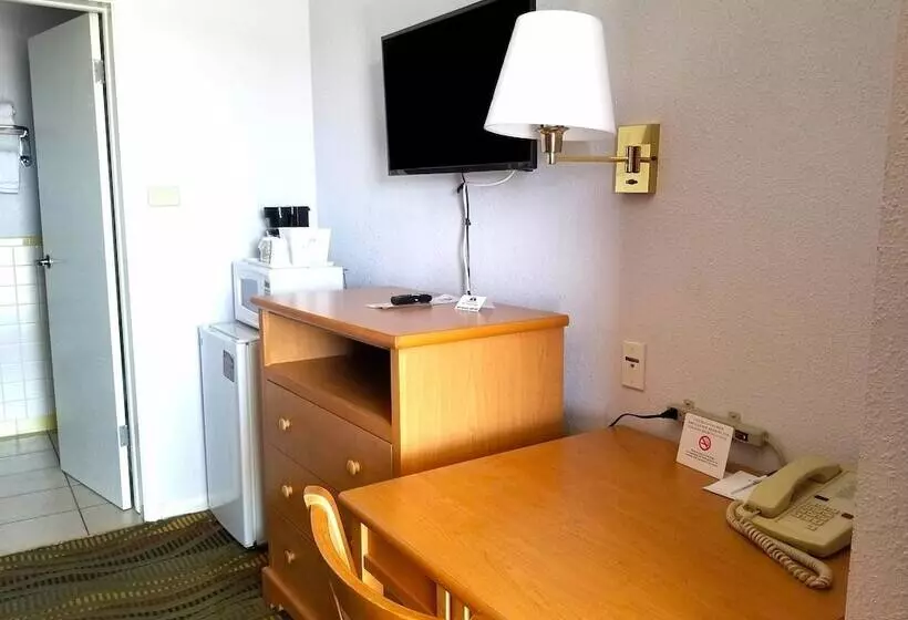２ダブルベッドのスタンダードルーム, Americas Best Value Inn Belleville