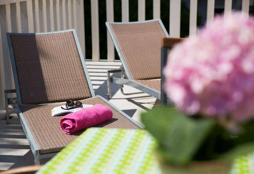 דירת 2 חדרים עם טרסה, Aida Apartments And Rooms