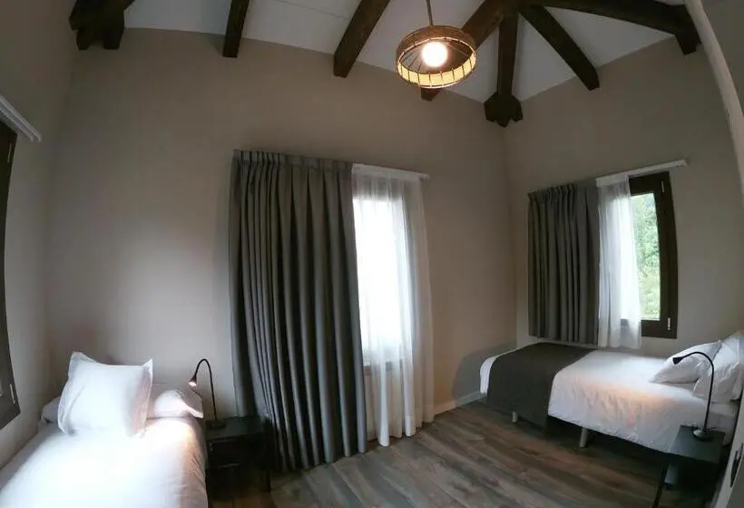 4 Bett Standardzimmer, Els Avets