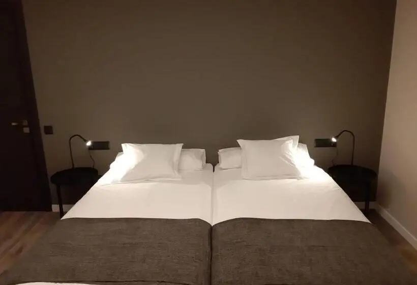 Standardzimmer, Els Avets