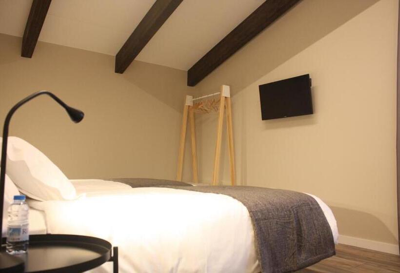 Номер Стандарт, Els Avets