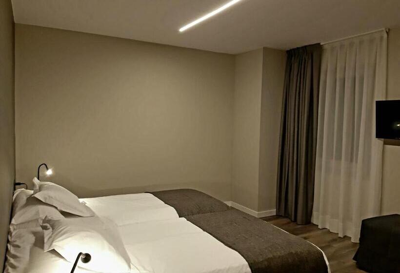 Номер Стандарт, Els Avets