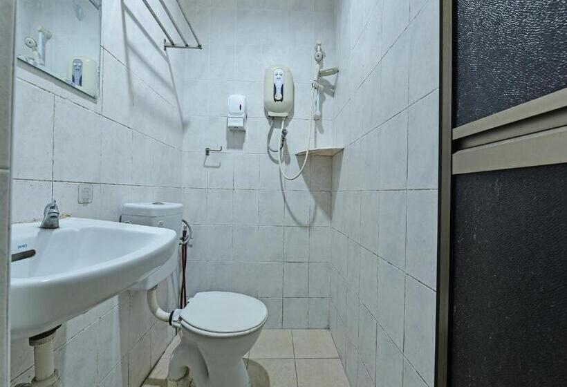 اتاق استاندارد یک نفره, Oyo 44036 De Perdana Hill