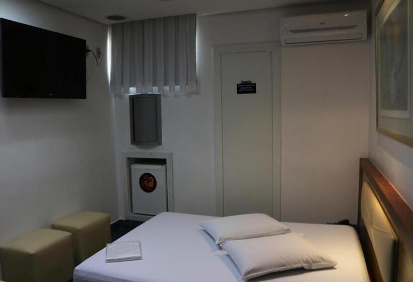 סוויטה, Auhe Motel