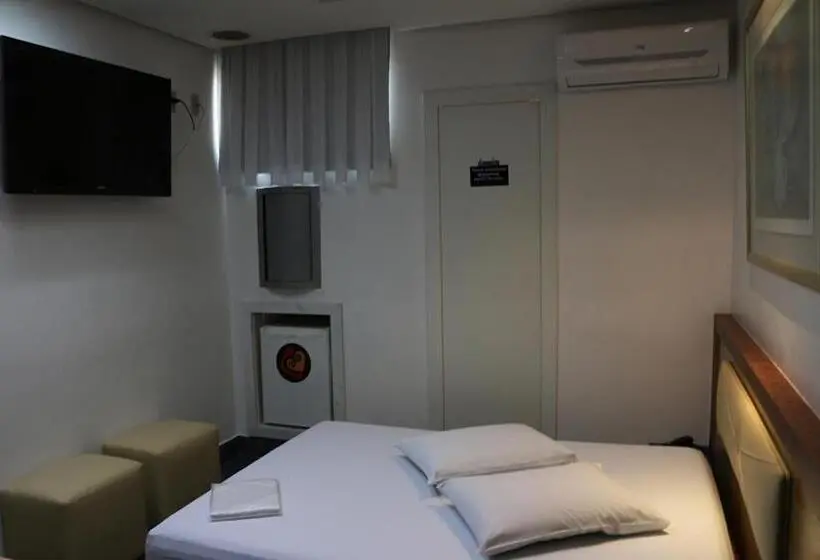 Sviitti, Auhe Motel