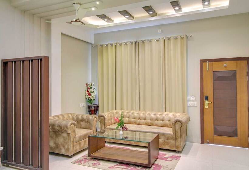 חדר דלוקס, Maulik Mansion Resort