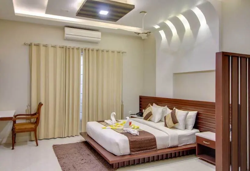 デラックスルーム, Maulik Mansion Resort