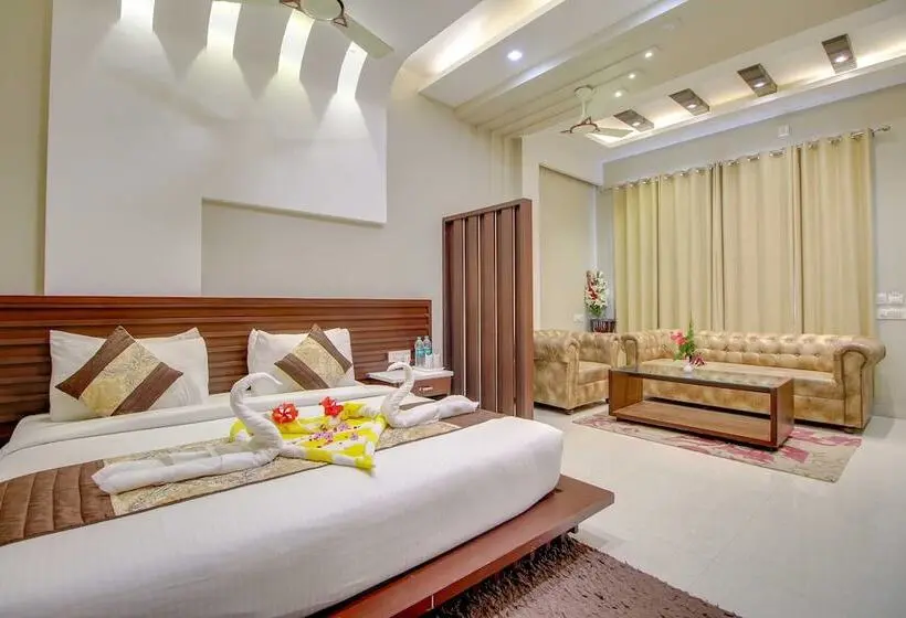 スーペリアールーム, Maulik Mansion Resort
