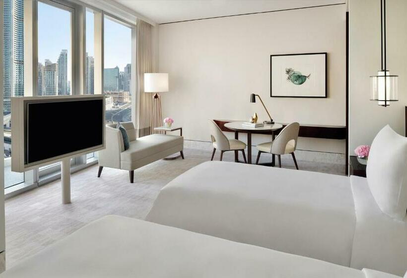 高级客房, Address Sky View