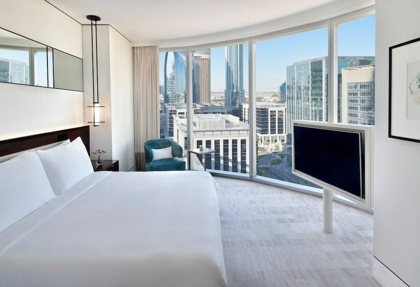 高级客房, Address Sky View