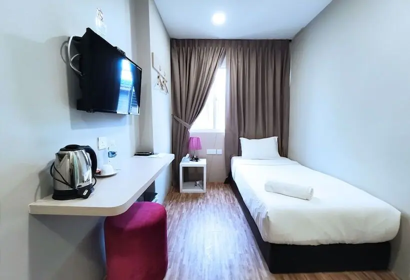 اتاق استاندارد یک نفره, Princess Hotel Pontian