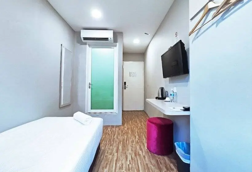 اتاق استاندارد یک نفره, Princess Hotel Pontian