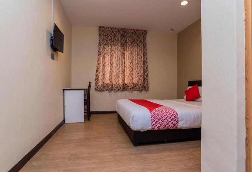 اتاق لوکس, 98 Hotel By Oyo Rooms