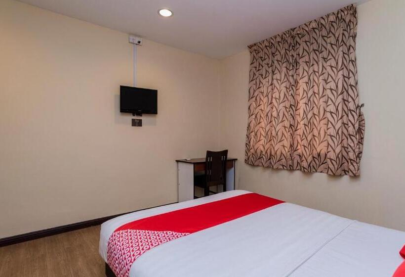 اتاق لوکس, 98 Hotel By Oyo Rooms