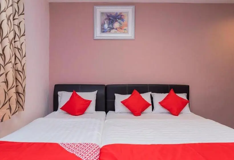 اتاق لوکس سه تخته, 98 Hotel By Oyo Rooms