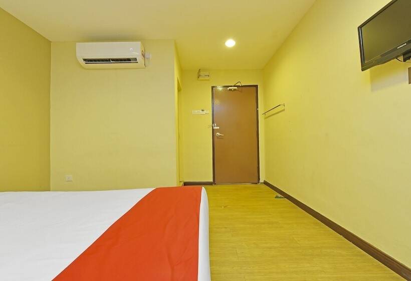 اتاق لوکس, 98 Hotel By Oyo Rooms