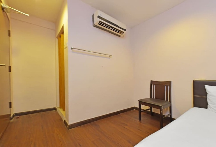 اتاق لوکس یک تخته, 98 Hotel By Oyo Rooms