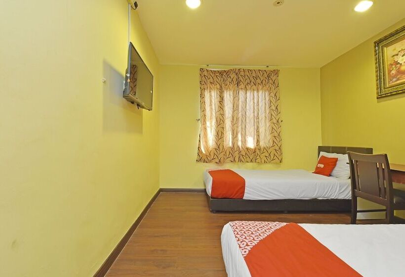 اتاق لوکس, 98 Hotel By Oyo Rooms