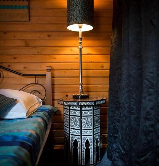 اتاق استاندارد, Rakši