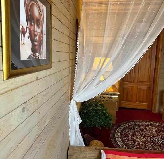 اتاق استاندارد با سرویس بهداشتی مشترک, Rakši