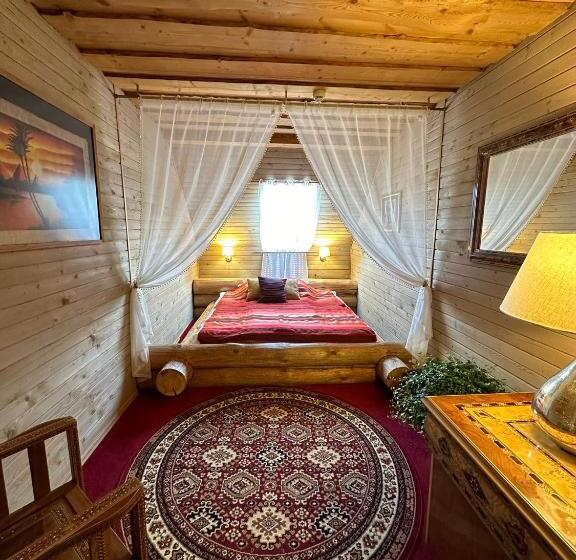 اتاق استاندارد با سرویس بهداشتی مشترک, Rakši