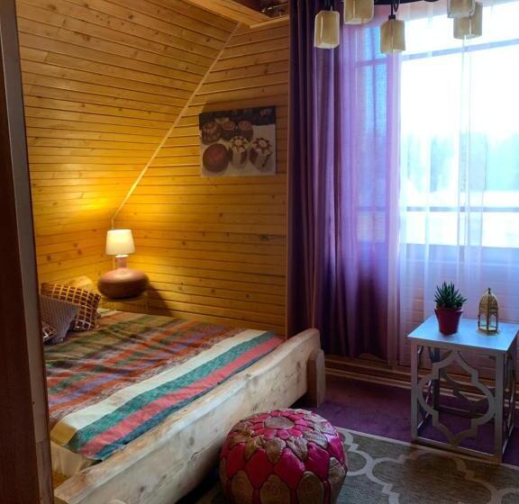 اتاق اکونومی, Rakši