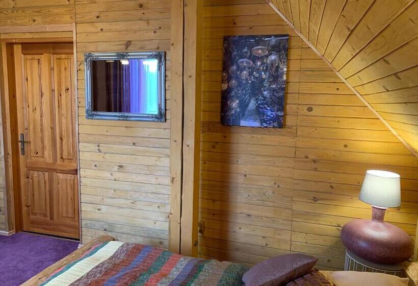 اتاق اکونومی, Rakši