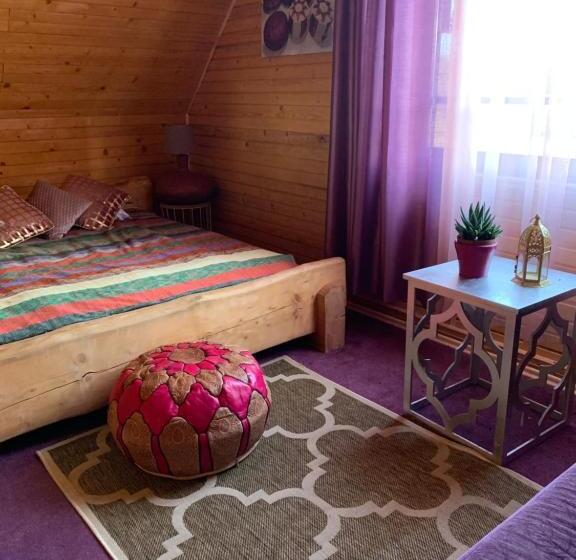 اتاق اکونومی, Rakši