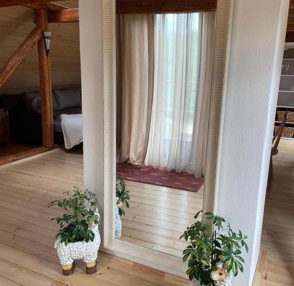 آپارتمان 3 خوابه, Rakši