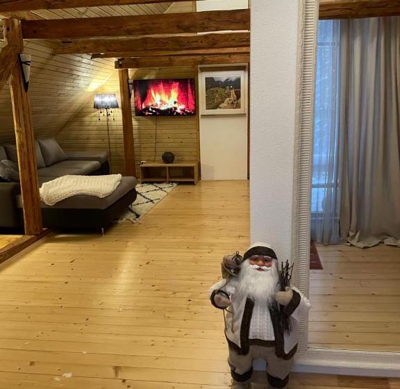 آپارتمان 3 خوابه, Rakši