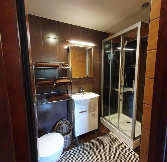 آپارتمان 1 خوابه, Rakši