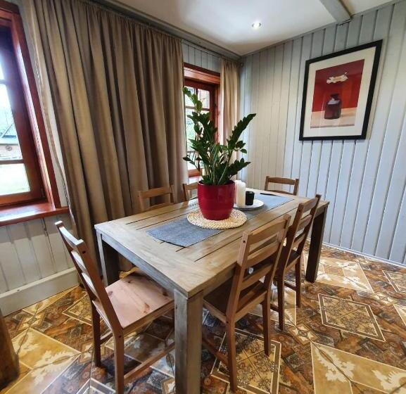 آپارتمان 1 خوابه, Rakši