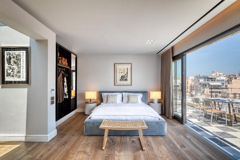 스위트, Athenian Foss