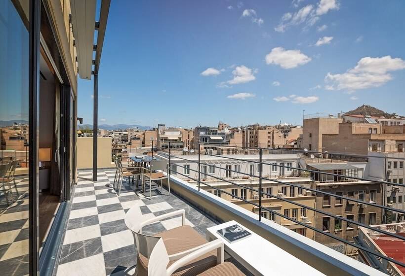 프레지덴셜 스위트, Athenian Foss