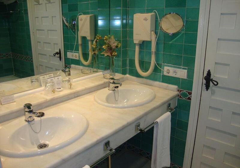 带大床的标准间, Best Western Plus Isanti