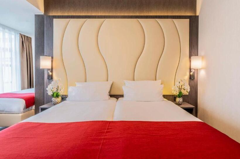 스탠다드 트리플 룸, Plaza Premium Den Haag City Center